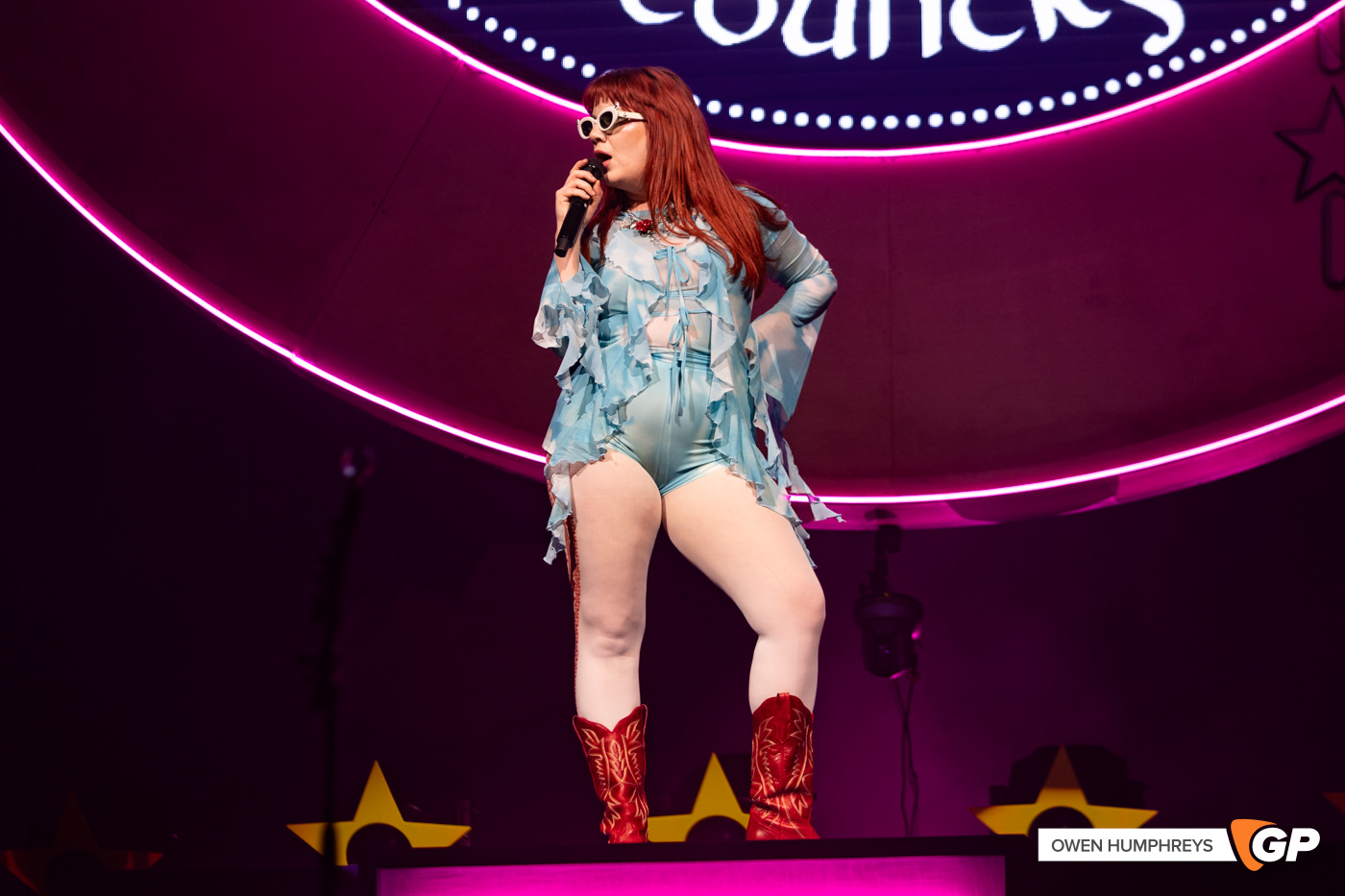 CMAT at 3Arena. Photo by Owen Humphreys www.owen.ie