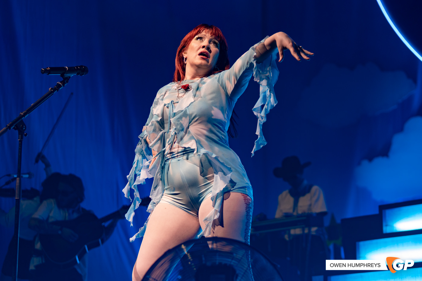 CMAT at 3Arena. Photo by Owen Humphreys www.owen.ie