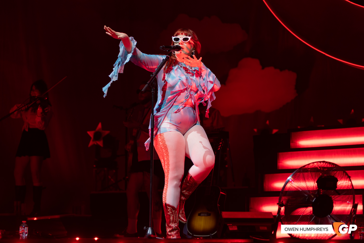 CMAT at 3Arena. Photo by Owen Humphreys www.owen.ie